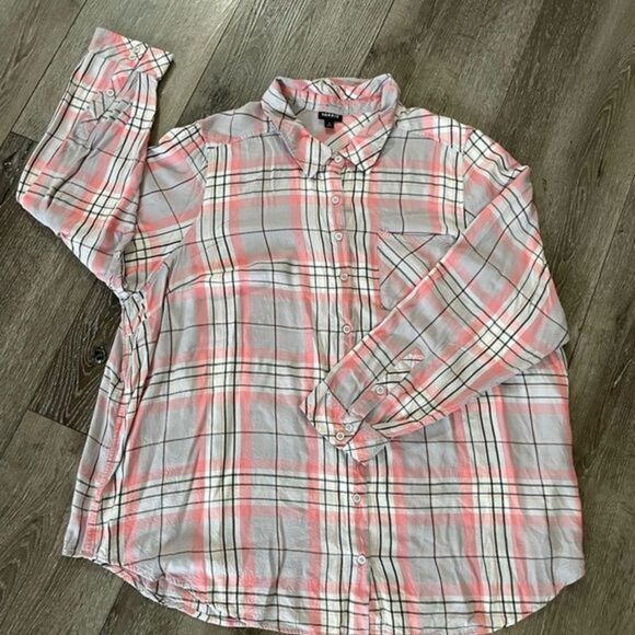 TORRID Lizzie Rayon Twill Button‎ Up Long Sleeve Size 3XL Pink/Grey - Picture 2 of 7